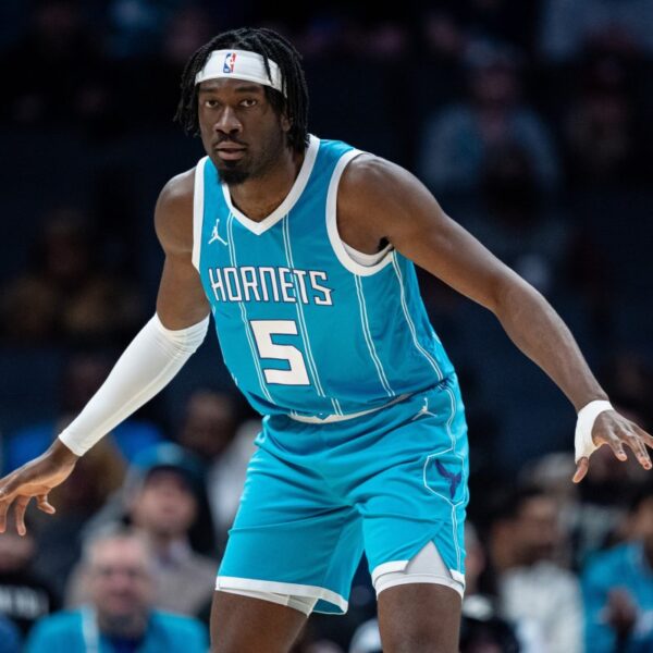 Hornets rozważają wymianę Williamsa