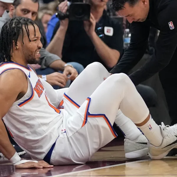 Brunson nie wróci do kwietnia