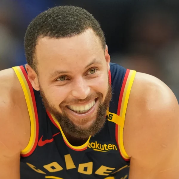 Curry z historycznym wyczynem w NBA!