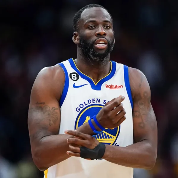 NBA ukarała Draymonda Greena grzywną 50 tys. dolarów za podważanie uczciwości sędziów