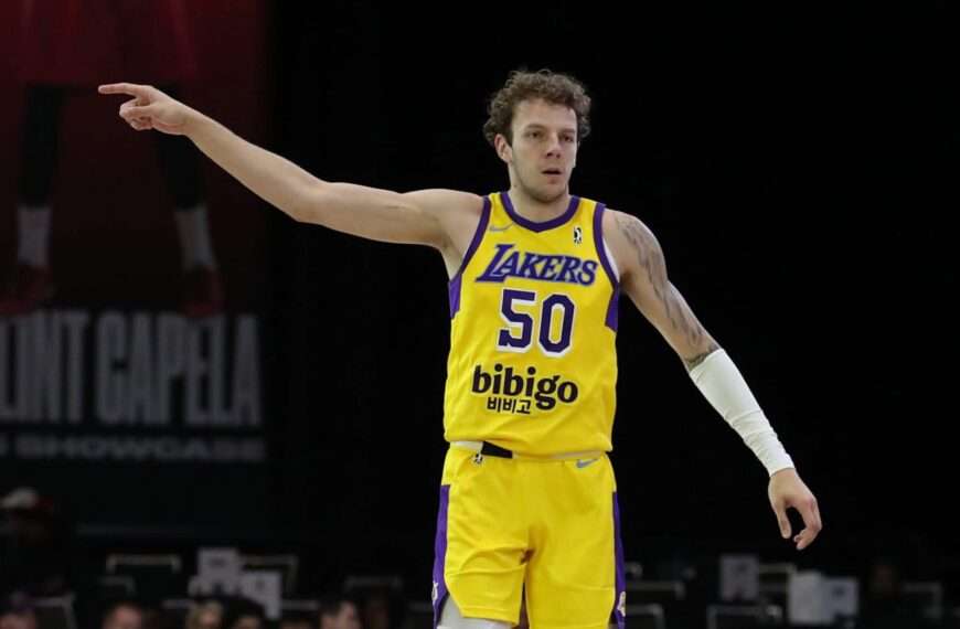 Lakers podpisują Kylora Kelleya