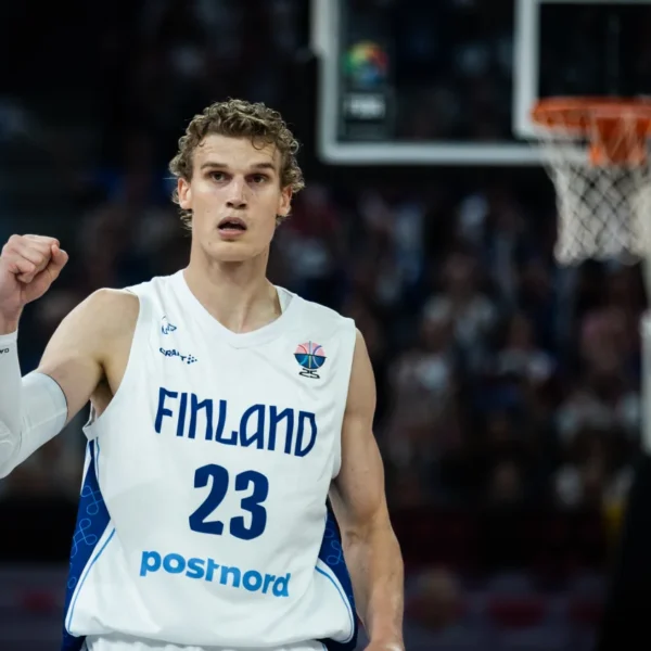 Markkanen zdobywa 43 punkty, Finlandia pewnie wygrywa z Wielką Brytanią