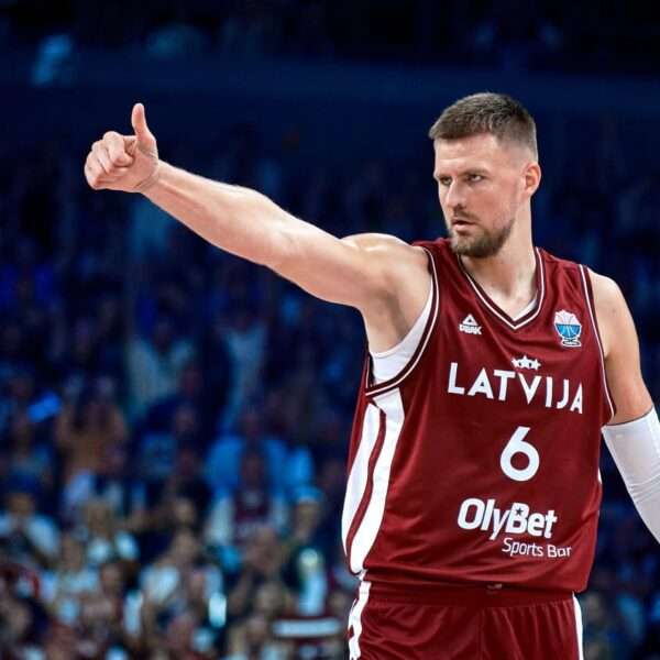 Łotwa celna z dystansu i blisko awansu