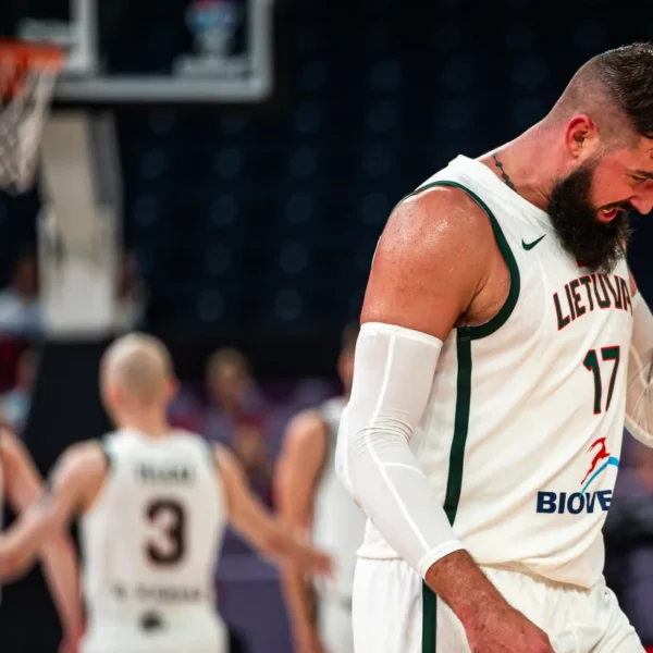 EuroBasket: Litwa odrabia straty i pokonuje Szwecję po emocjonującej końcówce