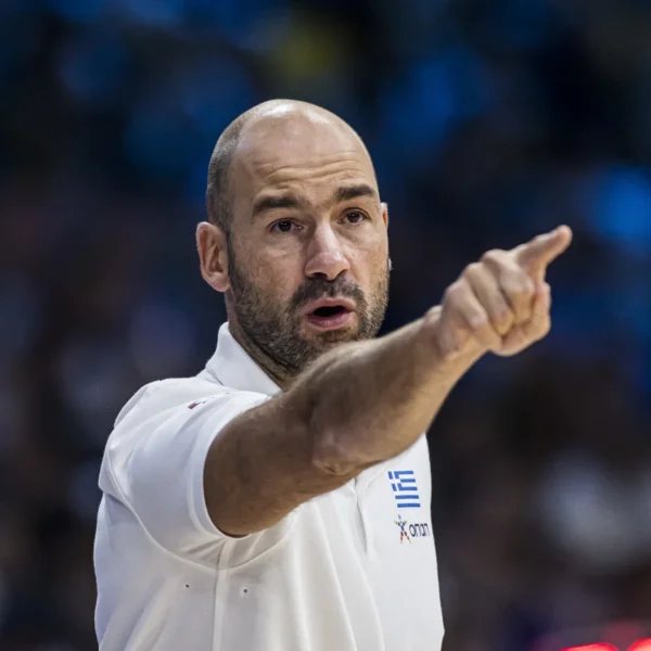 EuroBasket 2025: Kurtinaitis, Mumbru i Spanoulis mogą dołączyć do elitarnego grona