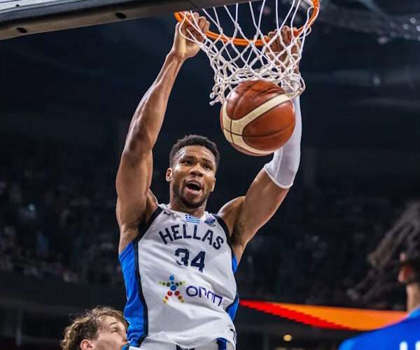 EUROPA: Giannis – „Na nic w życiu nie zasługujesz, musisz to wywalczyć”