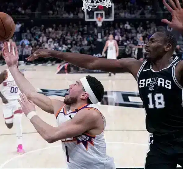 NBA: Bismack Biyombo ponownie w San Antonio Spurs