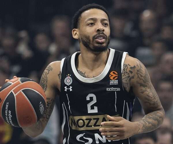 Carlik Jones chce być najlepszym obrońcą w Eurolidze