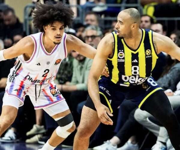 Horton-Tucker i Fenerbahce rozpoczynają sezon od zwycięstwa