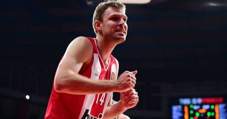 Vezenkov Olympiakos