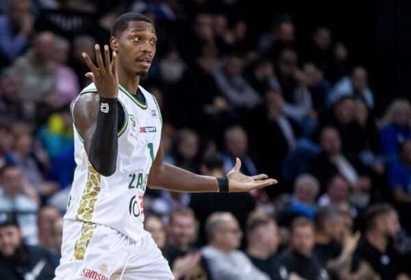 Wolni agenci, którzy wybrali grę poza USA