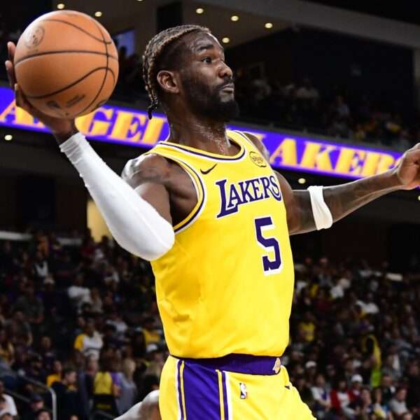 Deandre Ayton wyznacza swój cel na nowy sezon