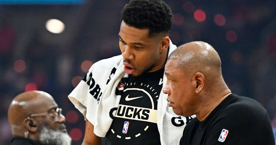 Giannis Antetokounmpo Bucks