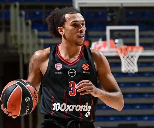 Olympiacos traci ważnego zawodnika. Tyson Ward wypada na cztery tygodnie