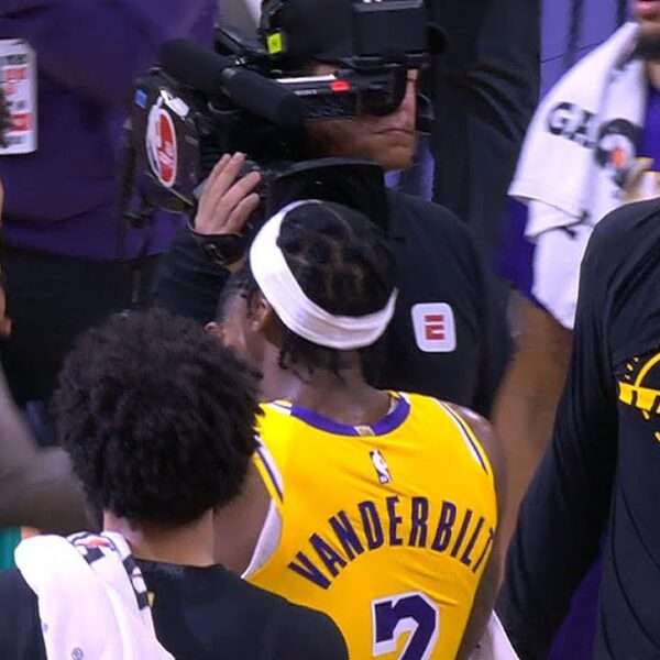 Jeremy Sochan wyjaśnia spięcie po meczu z Jarredem Vanderbiltem