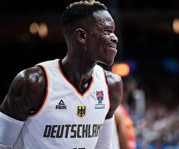 Dennis Schröder znów zmienia klub. Niemiec trafia do 11. drużyny w NBA