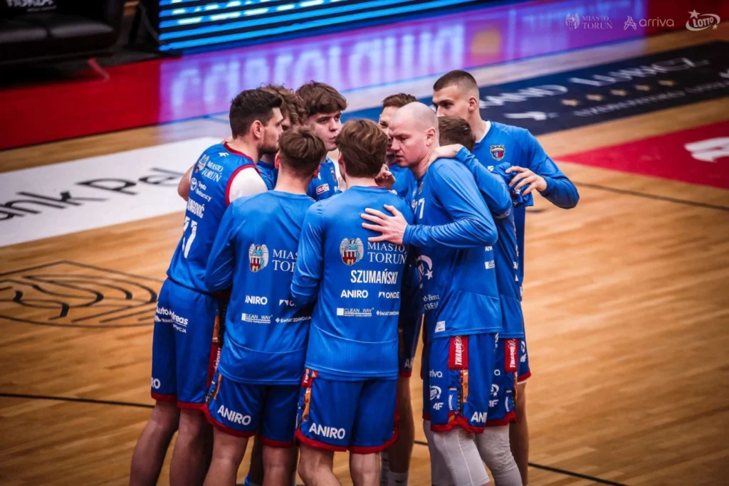 Twarde Pierniki Toruń pokonują Anwil Włocławek