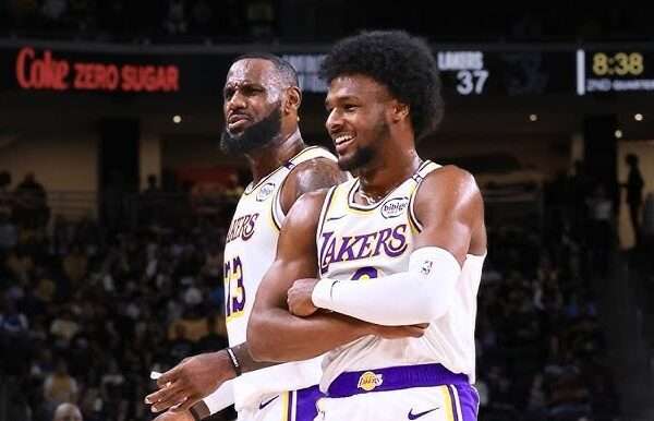 Historia na oczach świata! LeBron i Bronny James zadebiutowali razem w Play-offach