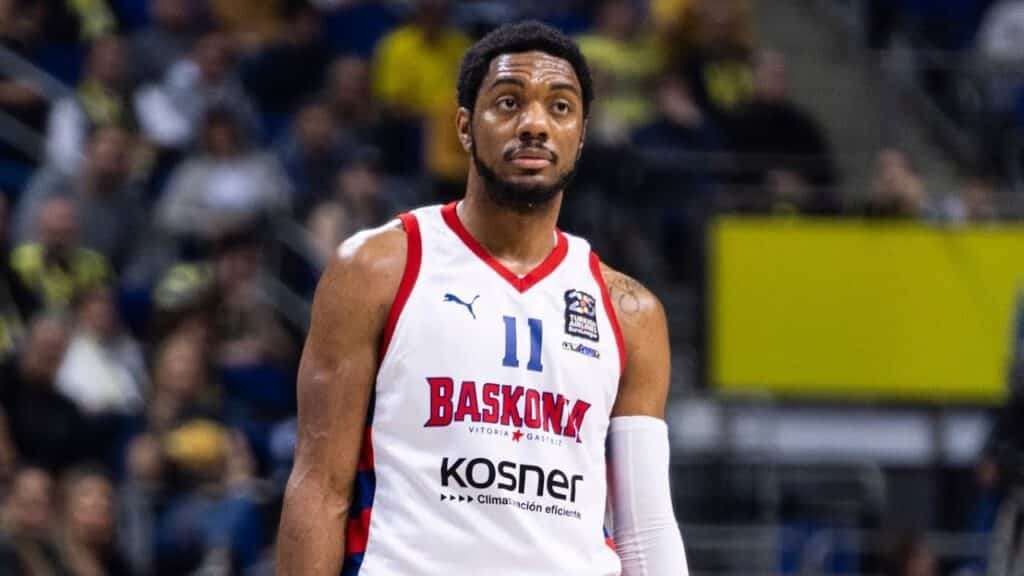 Turecka ofensywa: Fenerbahçe kontraktuje dwóch nowych obwodowych!