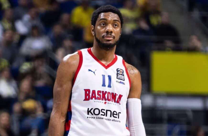 Turecka ofensywa: Fenerbahçe kontraktuje dwóch nowych obwodowych!