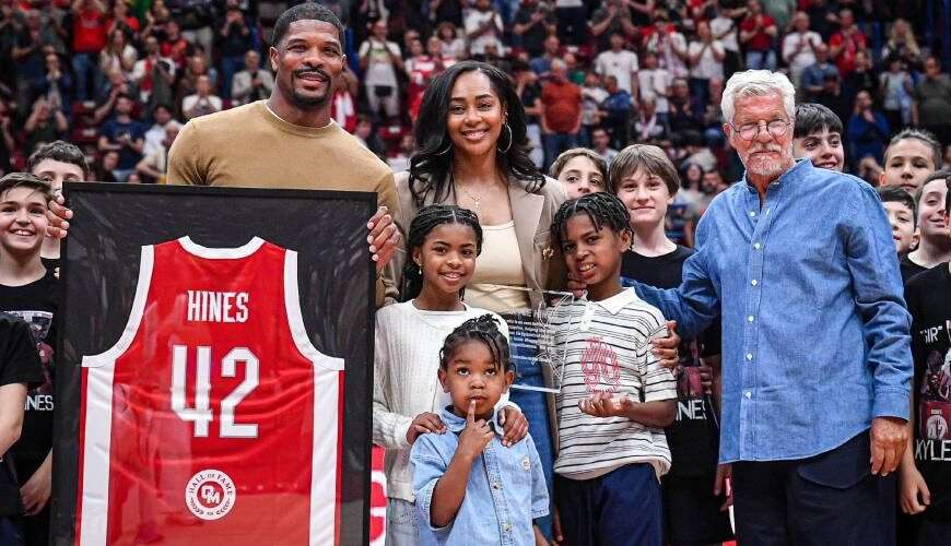 Kyle Hines Armani Olimpia Milano