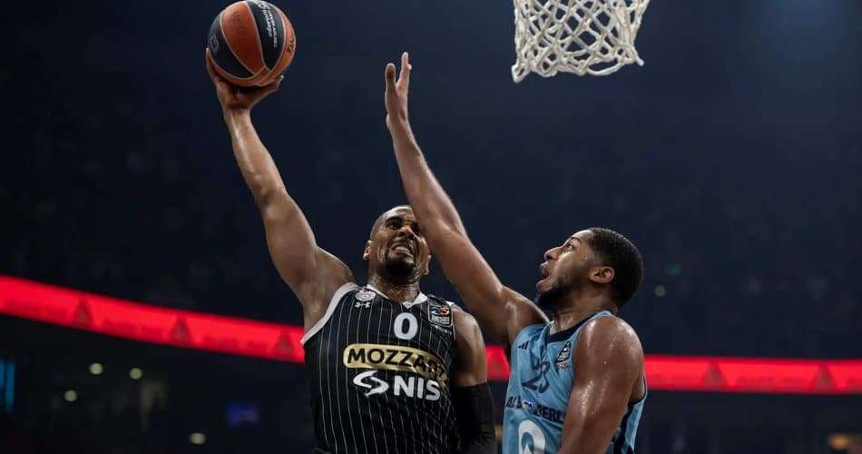 Ikona Euroligi kończy karierę. Brandon Davies odchodzi